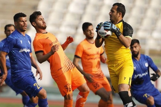  سرپرست بادران  یک پنالتی و سه امتیاز مسلم از ما گرفته شد