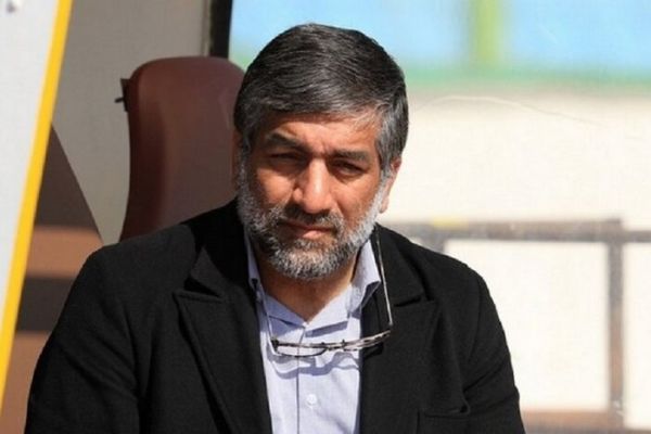 عیسیزاده ریکانی به استقلال نمیرود