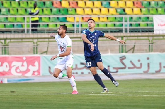 حاشیه بازی پیکان و ذوبآهن تعویض زودهنگام دروازهبان تیم اصفهانی