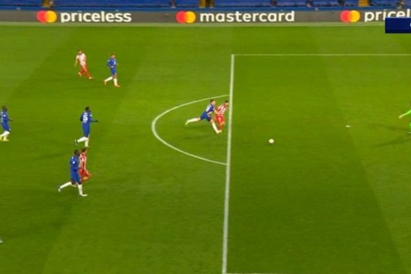 مشکوکترین صحنه در بازی چلسی و اتلتیکومادرید؛ پنالتی بود