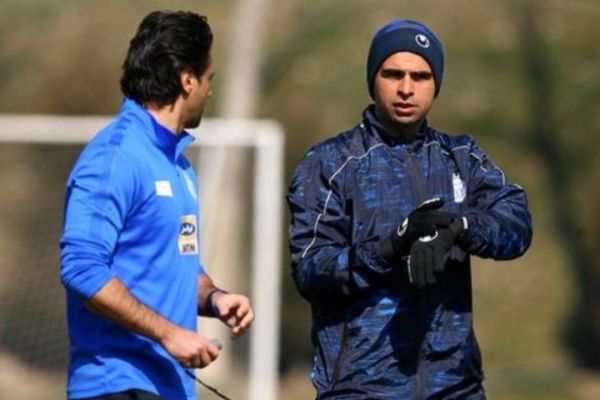 مصطفوی در سالهای اخیر در فصل نقلوانتقالات به استقلال خیانت کردند جنس تیم جور نیست