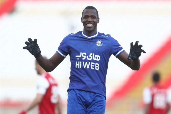 باشگاه استقلال دیاباته جمعه به ایران میآید