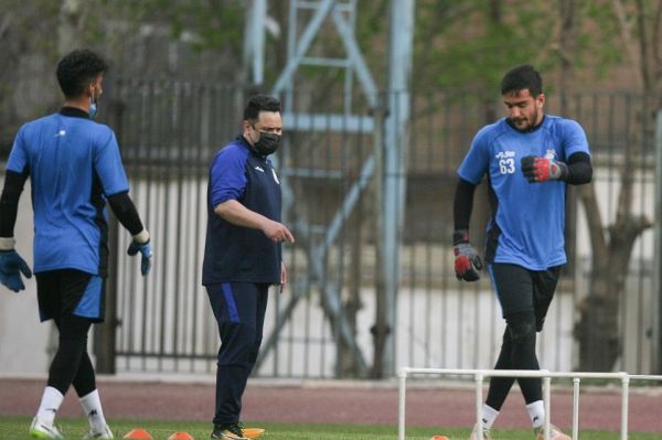 بیات به ترکیب اصلی استقلال میرسد