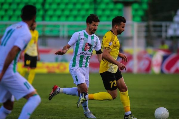 دربی دوستانه سپاهان و ذوبآهن در فولادشهر