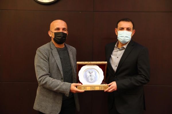 در ضیافت شام روسای فدراسیون ایران و سوریه اتفاق افتاد توافق برای دیدار دوستانه تیم های امید