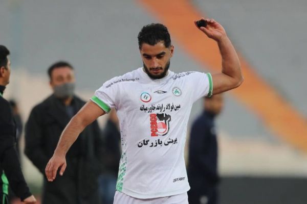  حسینی  باید سال جدید را با برد شروع کنیم