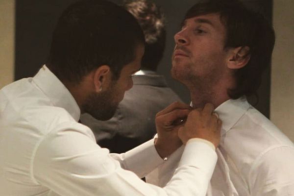  شوخی دنی آلوز  فوتبال را رها کرد تا طراح لباس مسی شود