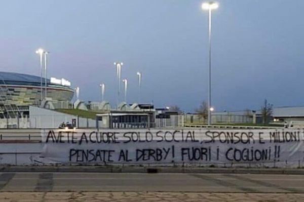 اعتراض تند هواداران یوونتوس به ستارهها فقط به فکر شبکههای اجتماعی هستید