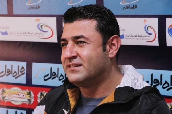  فاضلی  نسبت به خطای پنالتی که داور برای ما نگرفت معترض هستیم  بلندی چمن ورزشگاه برنامه‌ریزی شده نبود