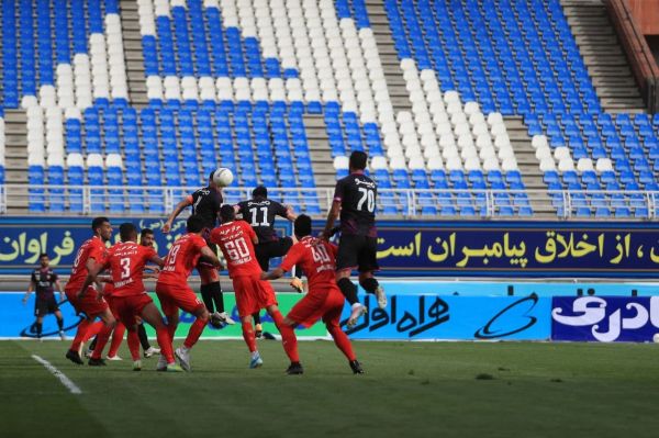 واکنش باشگاه پدیده به اظهارات گل محمدی در مورد چمن ورزشگاه امام رضا ع