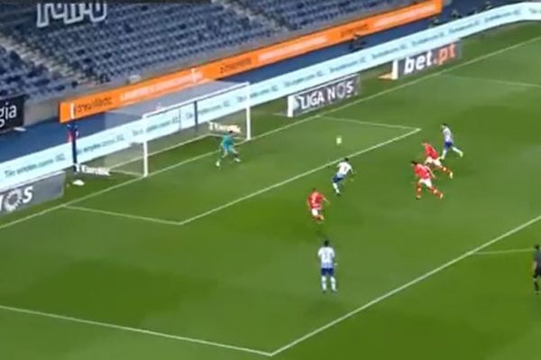  عکس؛ فرصت‌سوزی عجیب طارمی از 9 قدمی دروازه