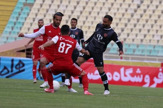 مدیر تیم مس رفسنجان مقابل تراکتور تیم برتر میدان بودیم امیدواریم بدشانسی ها دست از سرمان بردارند