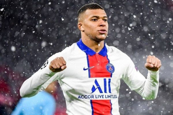  پست اینستاگرامی امباپه پس از به آتش کشیدن شب برفی مونیخ