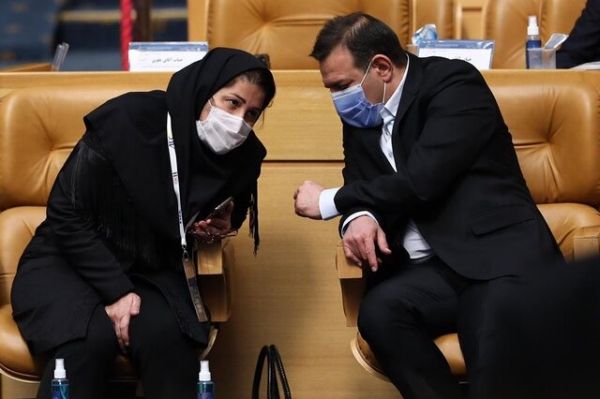 فوتبال زنان مهم است یا باشگاه بادران آقای رییس حواستان هست