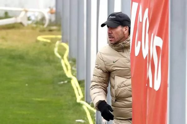 سیمئونه در کنفرانس خبری همیشه مقابل همه میجنگیم