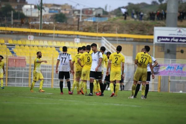  یک مصدوم روی دست سپاهان برای بازی با نفت مسجدسلیمان