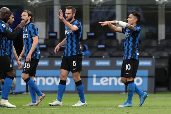  انتقاد تند مهاجم سابق اینتر از کونته  اتوبوس می‌چیند و تیمش زشت بازی می‌کند