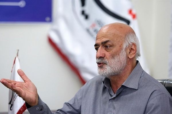 کربکندی انتظار ما برای از بین رفتن فساد در فوتبال ایران بیهوده است میتوانستند از خورشیدی در جای بهتری استفاده کنند