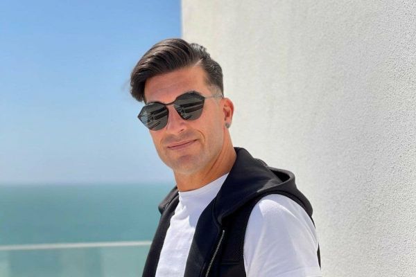 عکس؛ تغییر چهره گلر سابق بارسلونا به شکلی که شناخته نمیشود