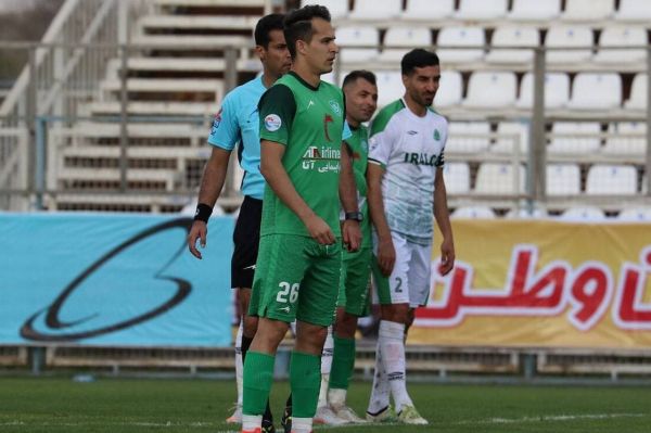 حسینپور در گفت و گو با فوتبالی نمی توانم حسم در لحظه گلزنی را توصیف کنم