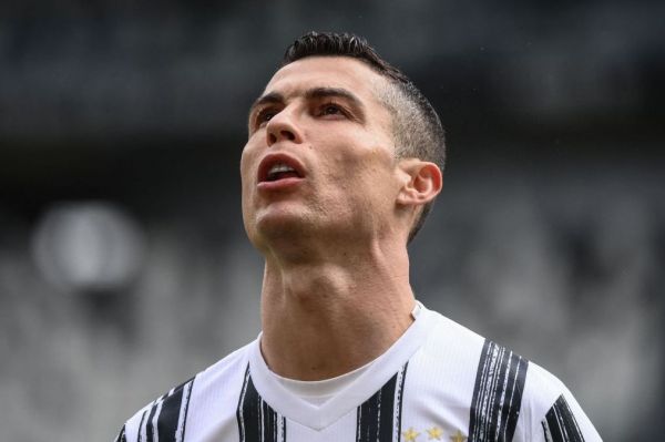  حمله تند به رونالدو  فقط به خودش اهمیت می دهد و باید از یوونتوس برود
