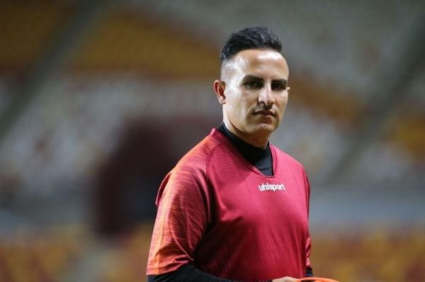  حسین کعبی تنها مشترک فولاد - السد  عکس