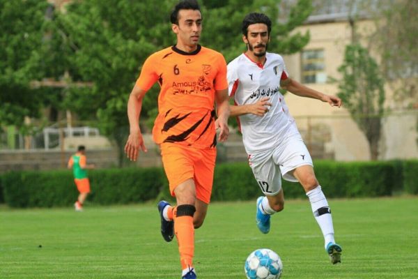 لیگ یک بازگشت بادران به کورس مدعیان