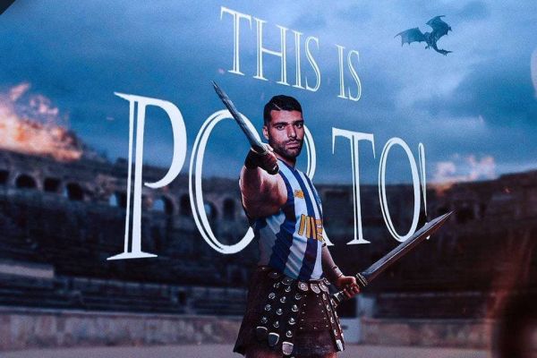 طرحی جالب از طارمی به شکل جنگجوی اژدها؛ جایزه پوشکاش