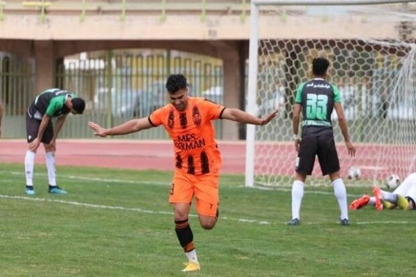  معادلات لیگ دسته اول در پایان هفته بیستم  بالای جدول داغ شد