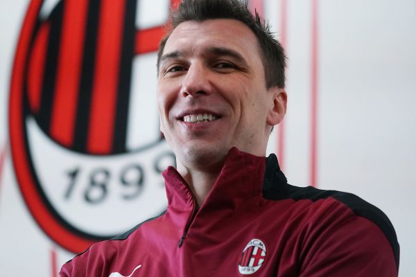 اقدام جالب مانژوکیچ مصدوم بودم و به میلان کمک نکردم؛ دستمزدم را میبخشم