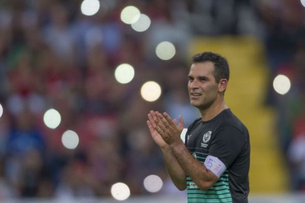  بازگشت اسطوره فوتبال مکزیک به بارسلونا