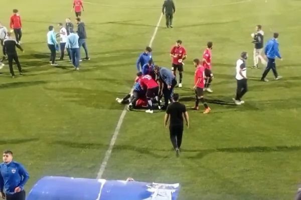  ماجرای درگیری شدید دو بازیکن هم‌تیمی لیگ دو + عکس