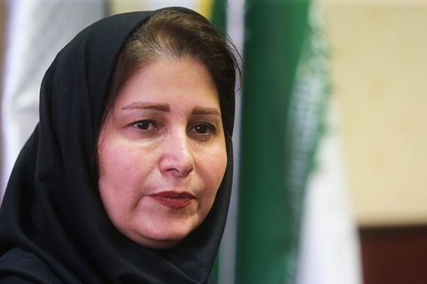  وقتی نایب رئیس زنان فوتبال ایران قوانین فیفا را زیر سوال می‌برد