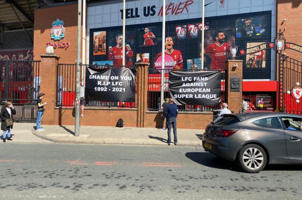  خشم هواداران از سوپرلیگ  روحت شاد، لیورپول