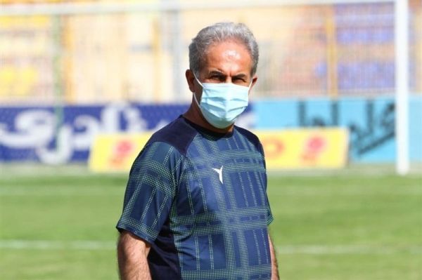 مربی نساجی بازی کردن پس از درگذشت دستنشان سخت است مقابل سپاهان یک برگ برنده داریم