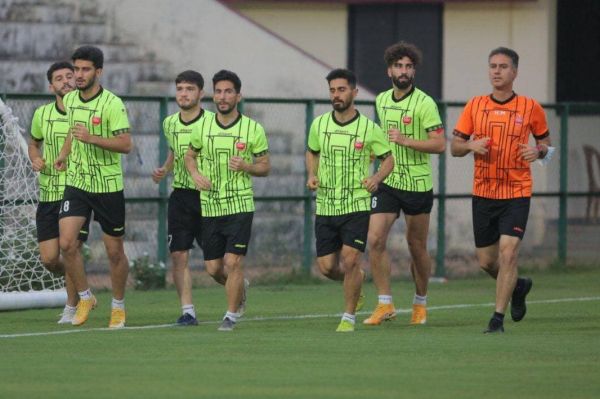  در تمرین شب گذشته اتفاق افتاد  قطع برق و حمله سگ به پرسپولیسی ها در هند