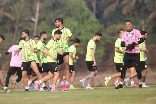 دردسر جدید پرسپولیس در هند بازیکنان در اتاقهای خود قرنطینه شدند