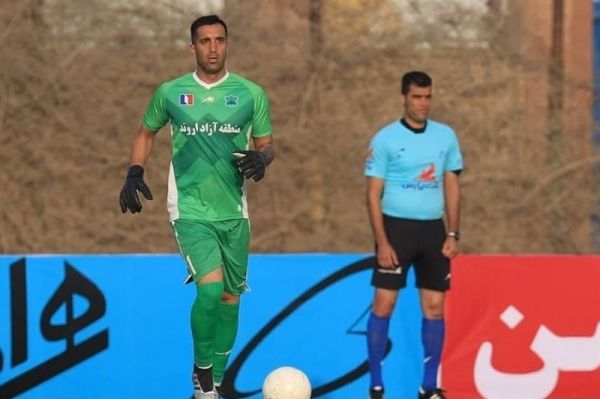 فلاحزاده مقابل گلگهر مستحق باخت نبودیم به قهرمانی جام حذفی فکر میکنیم