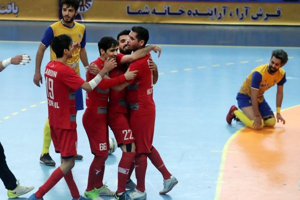  مدیرعامل کراپ الوند  سال آینده حضوری قدرتمندانه در لیگ خواهیم داشت  لک با توافق خودش جدا شد