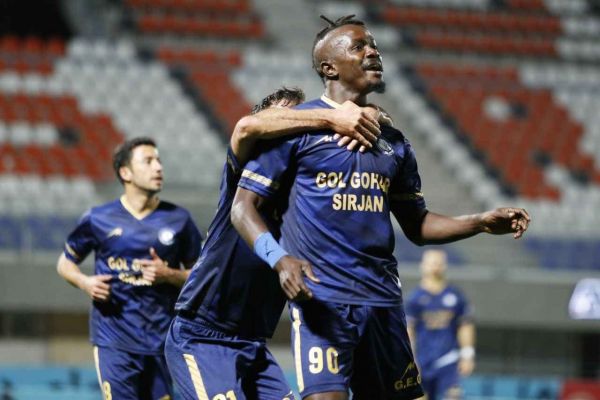 گل گهر 3 - پارس جنوبی جم صفر صعود گل گهر مثل آب خوردن پارس جم حرفی برای گفتن نداشت