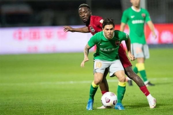  سوپرلیگ چین  نخستین شکست یاران پورعلی‌گنجی