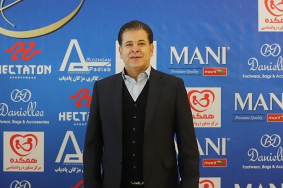 درودگر شستا فدارسیون فوتبال نمیشناسد، وزارت مسئول است دولت می داند حساب های ما مسدود است