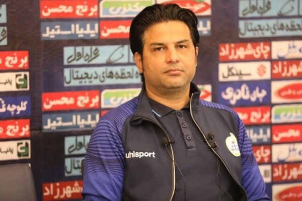  لطفی  بازیکنان نفت مسجدسلیمان جویای نام هستند  می ترسیم از آن ور بام بیافتیم