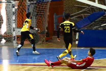 علیپور از مظلوم نمایی تیم فوتسال کوثر در قبال حواشی تاسف می خورم