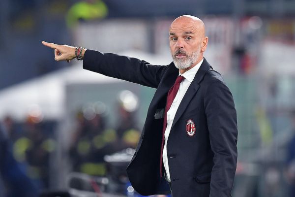  پیولی  الان وقت جشن گرفتن و استراحت کردن نیست  میلان هنوز کاری نکرده