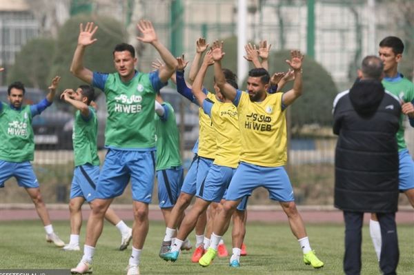 تمرین فردا استقلال با حضور خبرنگاران برگزار میشود