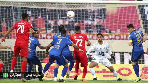  پرسپولیس یک - استقلال صفر  پرسپولیس، استقلال را از کورس قهرمانی خارج کرد