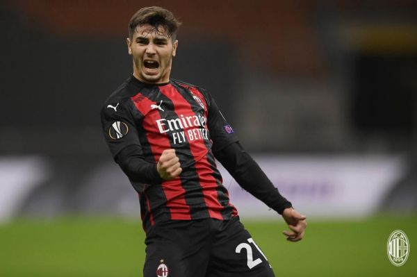 مهاجم قرضی رئال مادرید در میلان خوشحالم؛ به فکر سهمیه هستیم