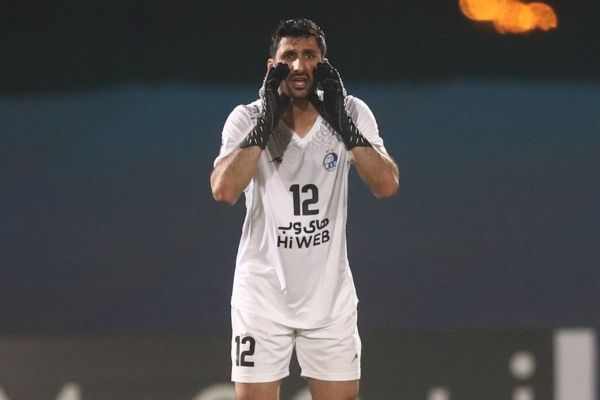 عصبانیت فرهاد بعد از دو شکست پیاپی شوک سرمربی آبی ها به رشید مظاهری