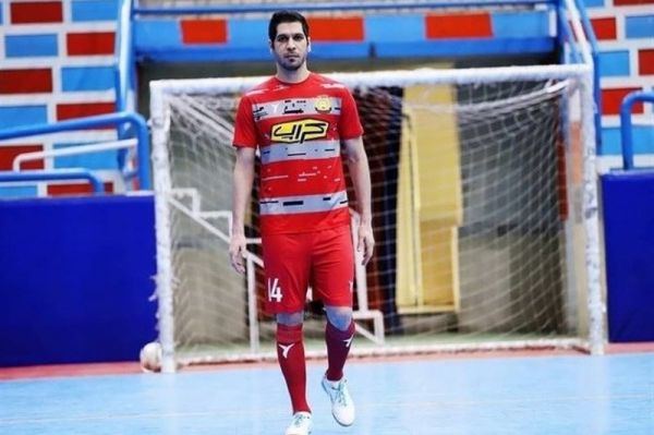  جاوید  لیگ برتر قبل از جام جهانی فوتسال آغاز شود  در اوج جوانی هم از ایران خارج نشدم